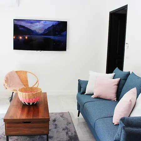 Lucky, Centre-ville, A 10 Min A Pied Des Plages Et Juan Les Pins Apartment Antibes